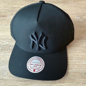 MLB Black Kids Cap